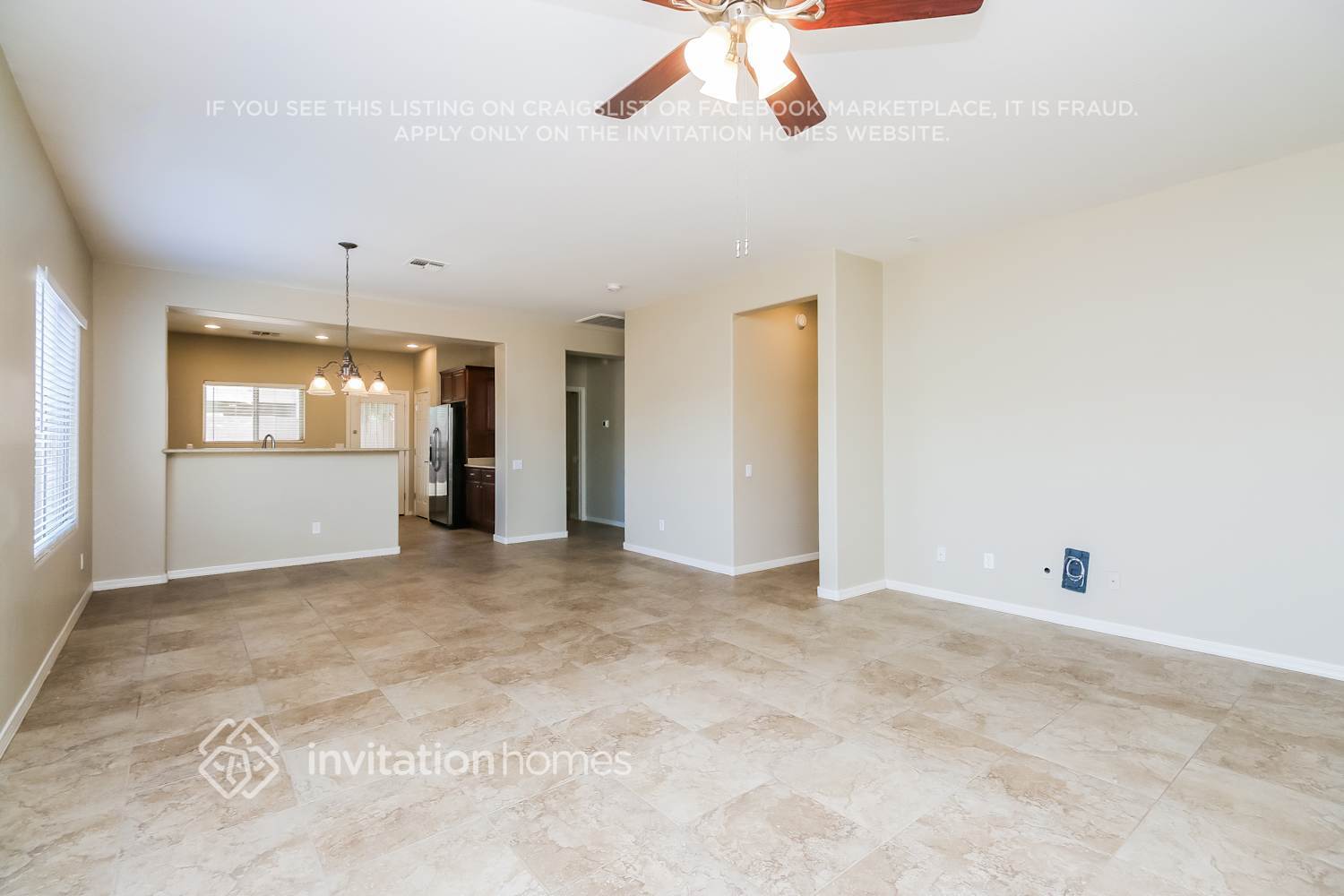 Building Photo - 4823 S Grenoble