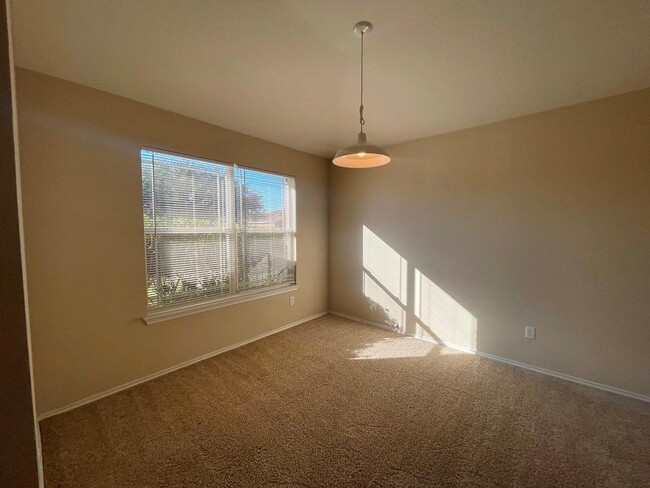 Building Photo - 209 Katy B Ln