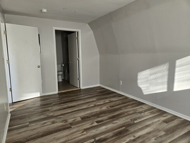 Building Photo - 26509 Inkster Rd