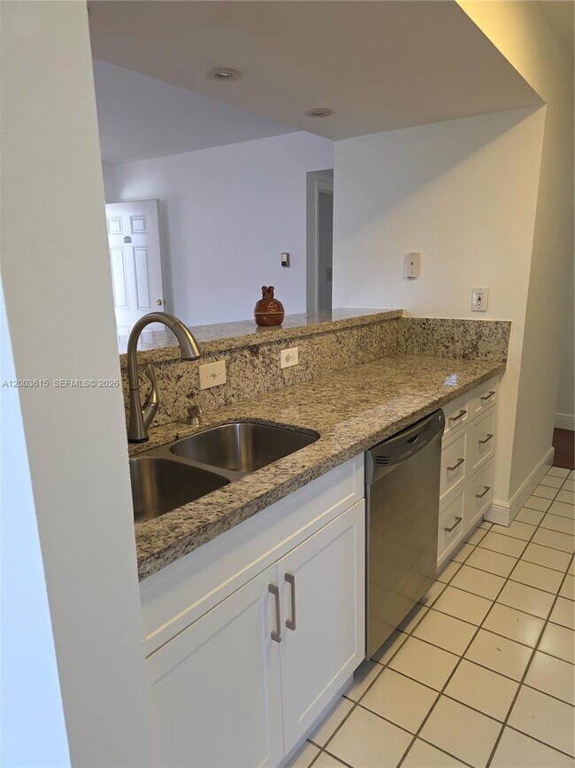 Building Photo - 15330 SW 106th Terrace