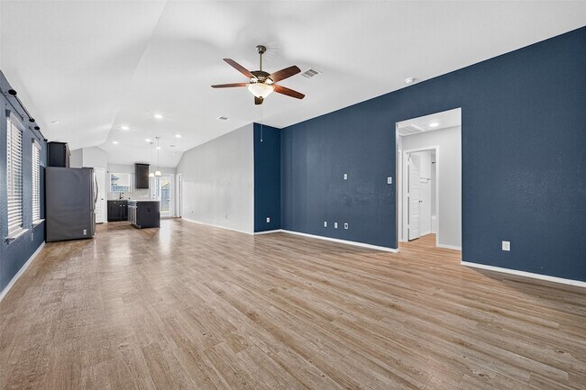 Building Photo - 6747 Scarlet Sagebrush St