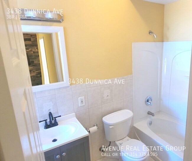 Building Photo - 3bd 2.5bth Townhouse in South St. Louis!