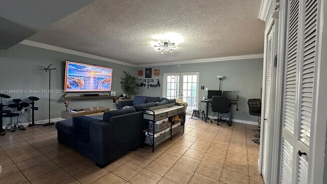 Building Photo - 15430 SW 81st Cir Ln