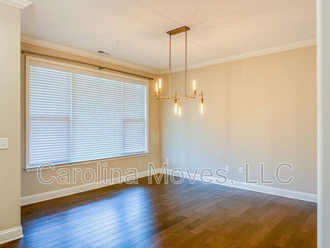 Building Photo - 3 Rocky Meadow Ct