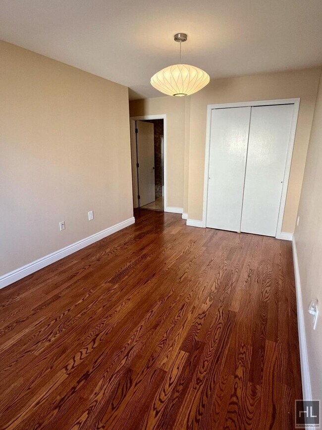 Building Photo - ST NICHOLAS AVENUE