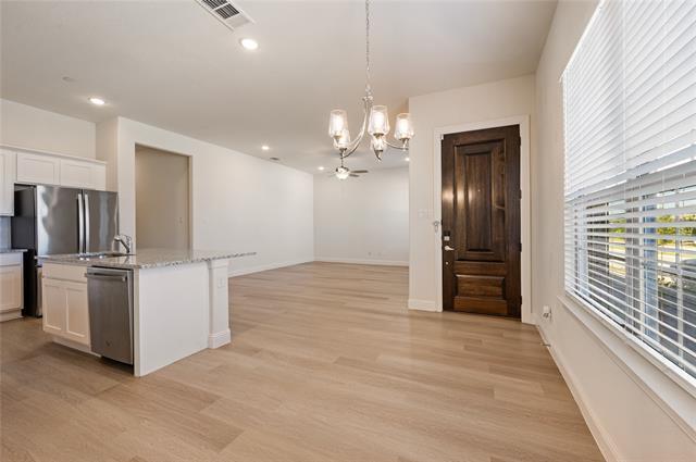 Building Photo - 6580 Iron Horse Blvd