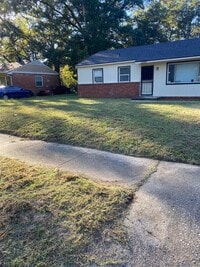 Building Photo - 3329 Madewell St