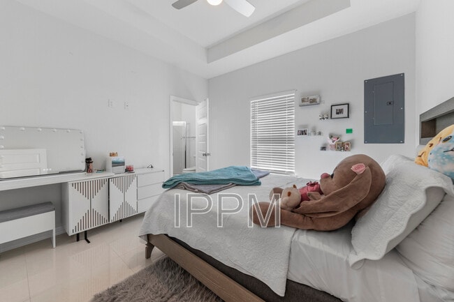 Building Photo - 1622 Helena Dr