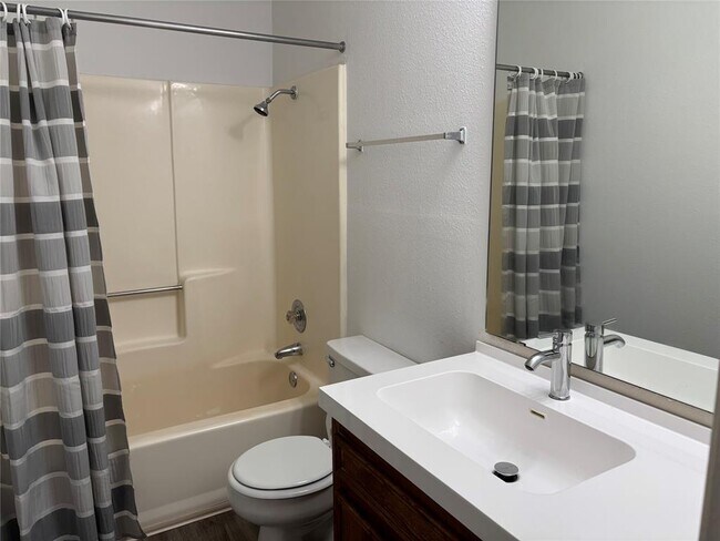 Building Photo - 10616 Mellow Meadow Dr