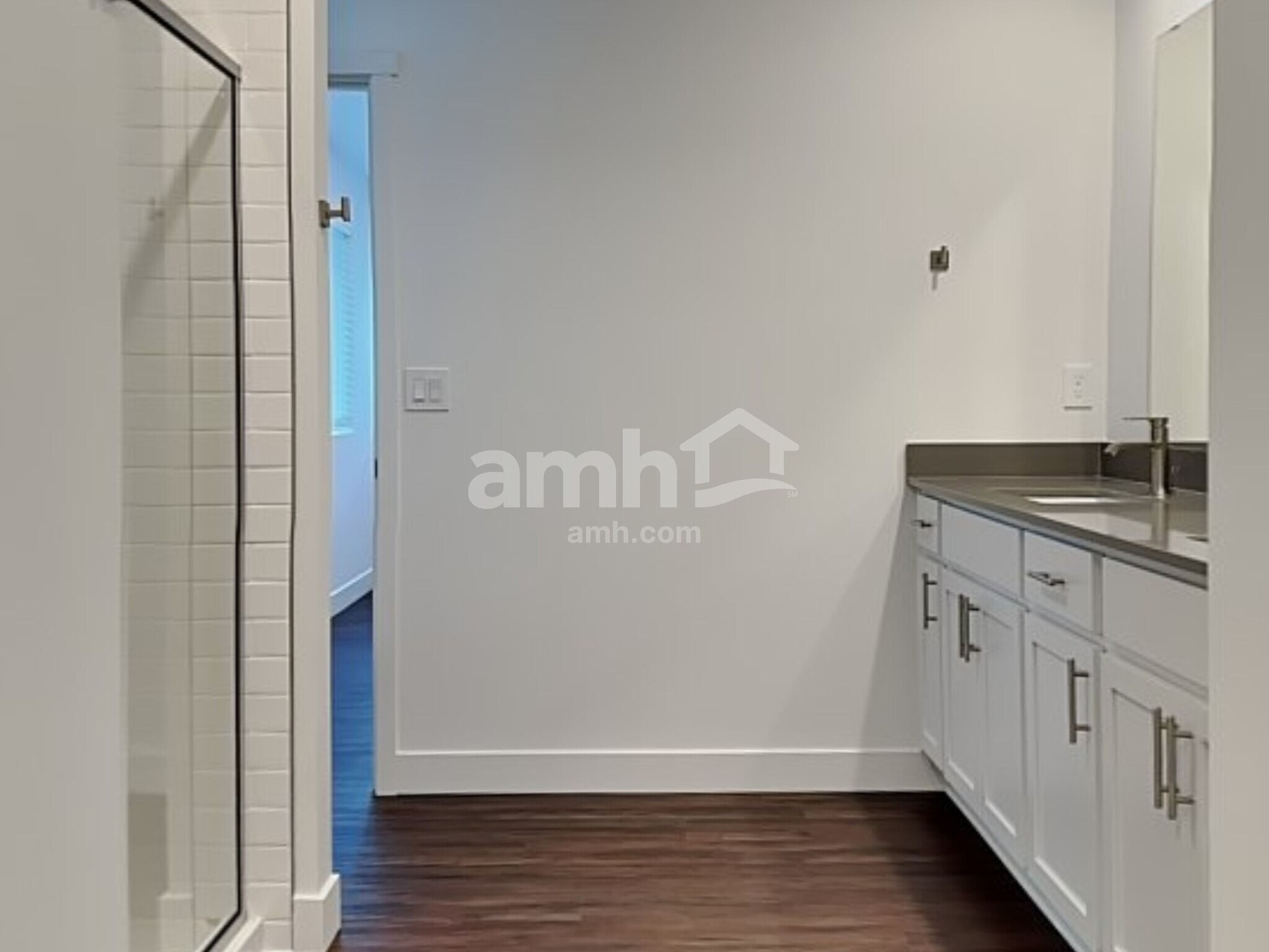 Building Photo - 7917 Selah St SW