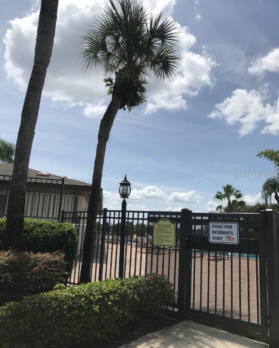 Building Photo - 2962 Plaza Terrace Dr