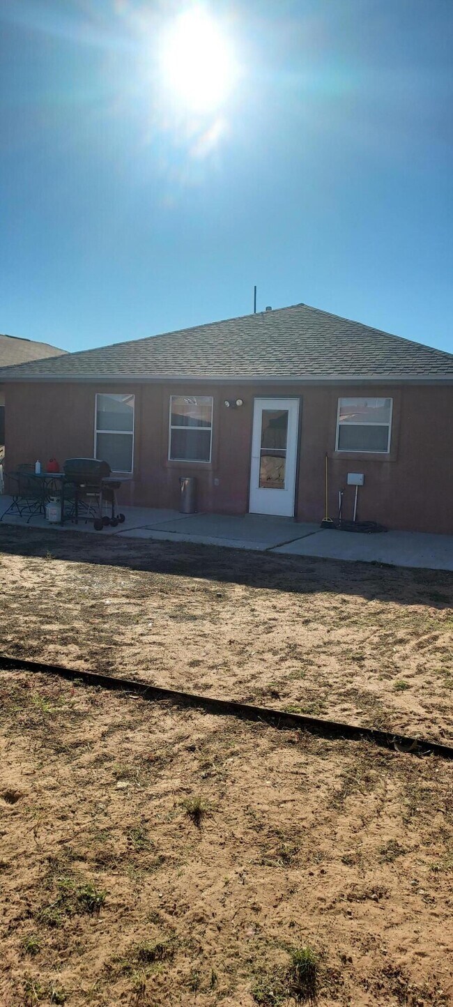 Building Photo - 4020 Tierra Inez Pl