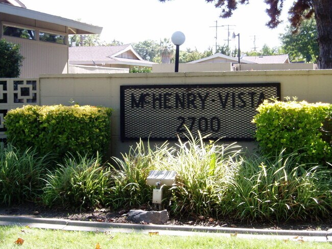 Building Photo - Ground Level 1 bedroom Condo Available soon