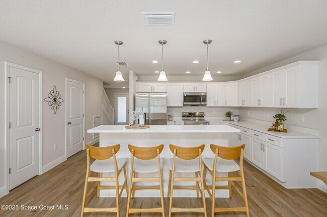 Building Photo - 177 Hidden Woods Pl