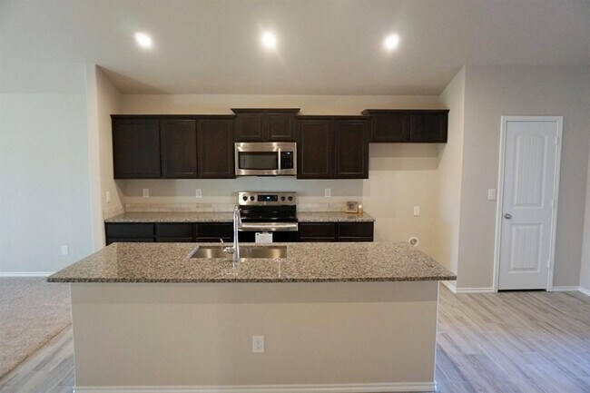 Building Photo - 6822 40th St