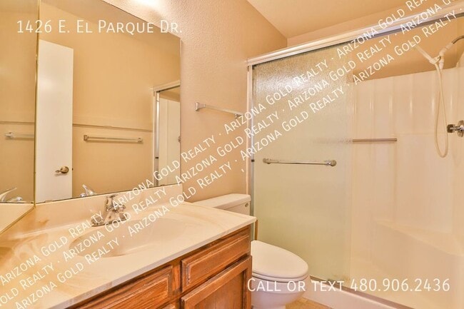 Building Photo - Knoell Villa Solano