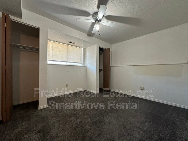 Building Photo - 1034 3350 N