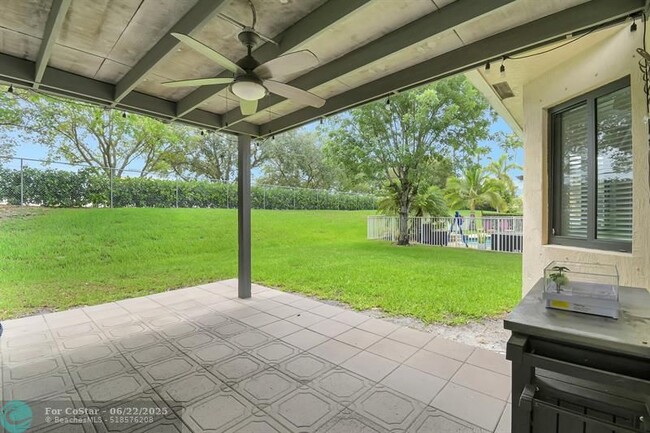 Building Photo - 6041 SW 195th Ave