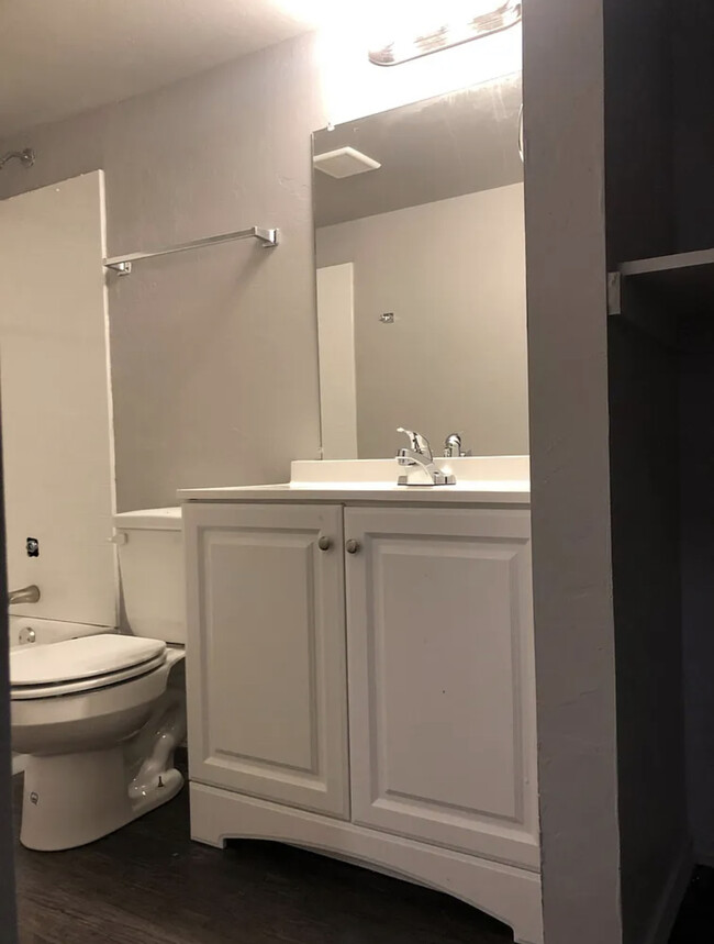 Building Photo - 2813 NW 59th St