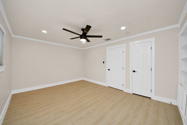 Building Photo - 14647 Perthshire Rd