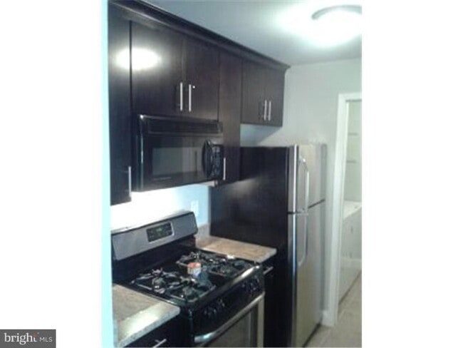 Building Photo - 701 Thornton Ct