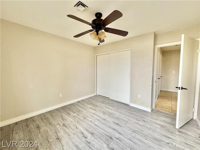 Building Photo - 4819 S Torrey Pines Dr