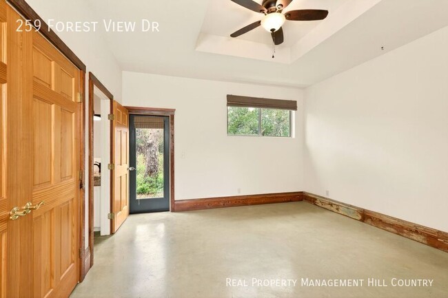 Building Photo - 259 Forest View Dr