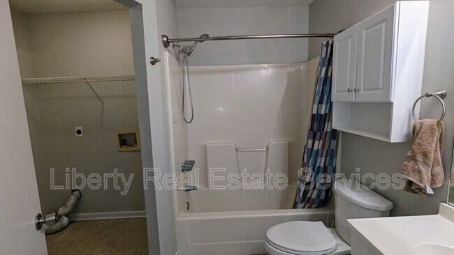 Building Photo - 815 Osprey Dr