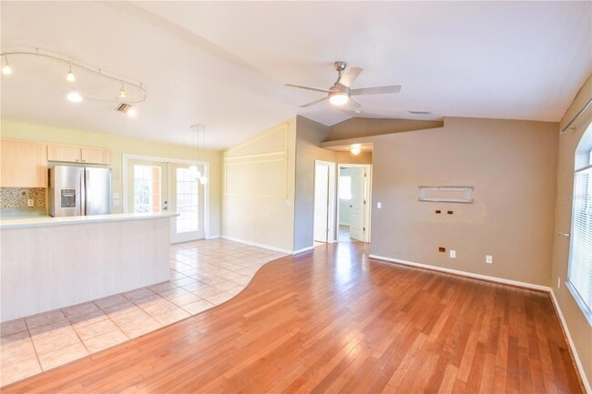 Building Photo - 2731 Verde Terrace