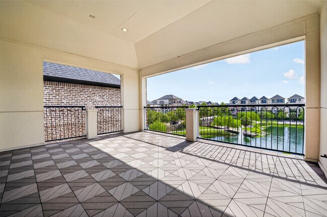 Building Photo - 2713 Kinsley Oaks Dr
