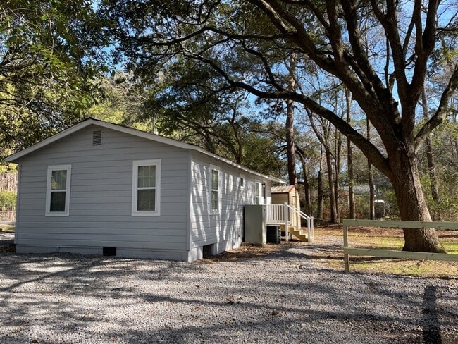 Building Photo - 408 Miles Jamison Rd
