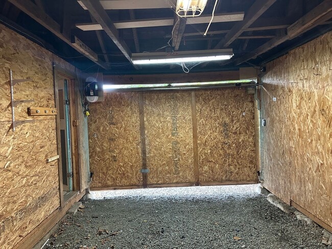 Building Photo - Charming 3 bed 1 bath house in a great a n...