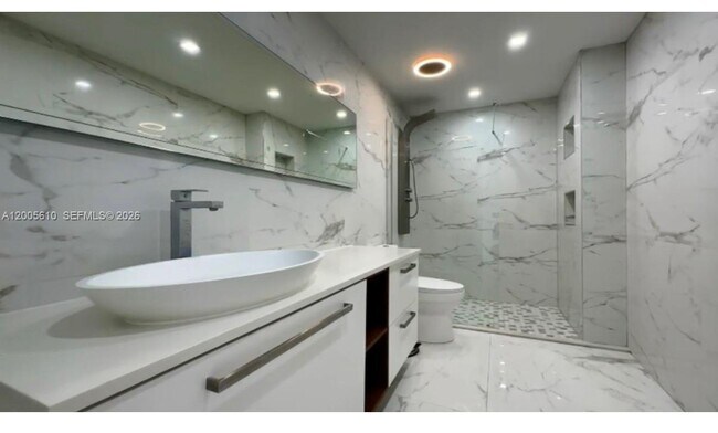 Building Photo - 11111 Biscayne Blvd