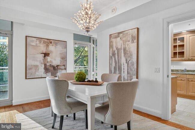 Building Photo - 5630 Wisconsin Ave