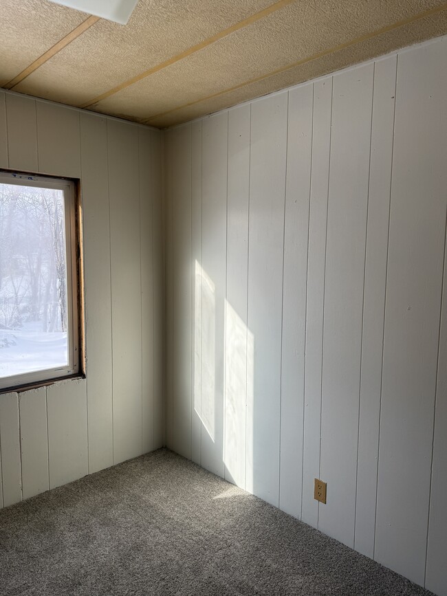 Building Photo - 1309 N Pioneer Peak Dr