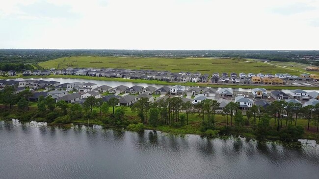 Building Photo - 6387 Grandview Hill Ct