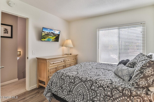 Building Photo - 342 Via Colinas