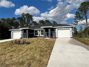 Building Photo - 3Bd / 2Ba Duplex with GARAGE