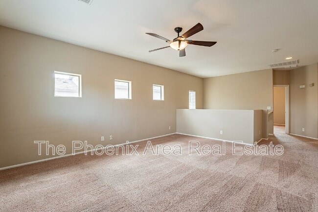 Building Photo - 44415 W Knauss Dr