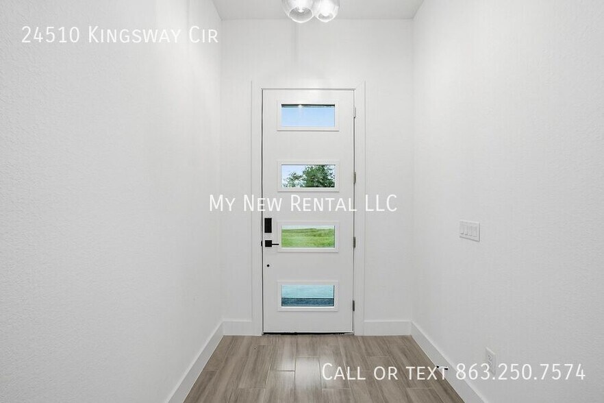 Building Photo - 24510 SW Kingsway Cir