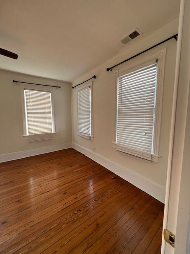 Building Photo - Downtown Beaufort House for Rent