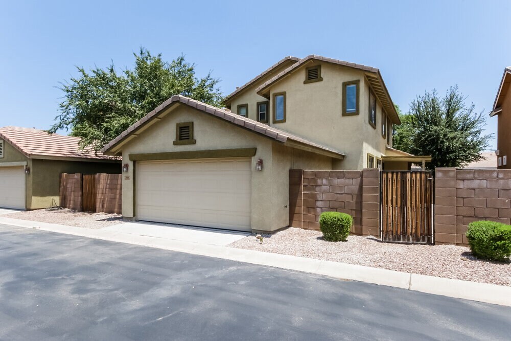 Building Photo - 2918 S Anderson Ln