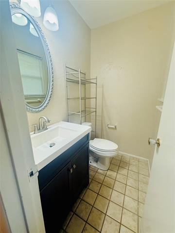 Building Photo - 414 Melrose Dr