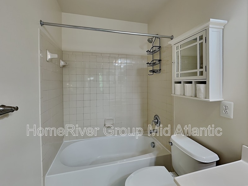 Building Photo - 16475 Kramer Estate Dr