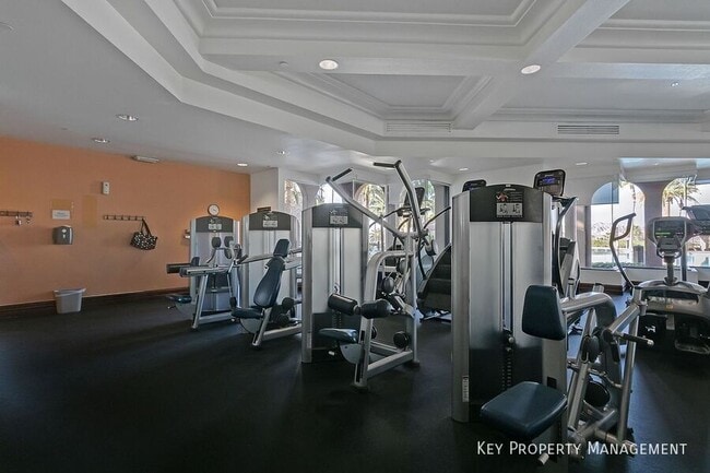 Building Photo - 956 Via Canale Dr