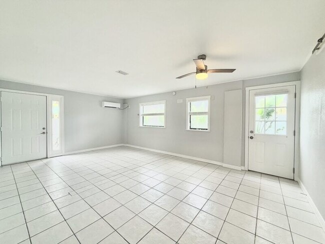 Building Photo - 15613 Gulf Blvd