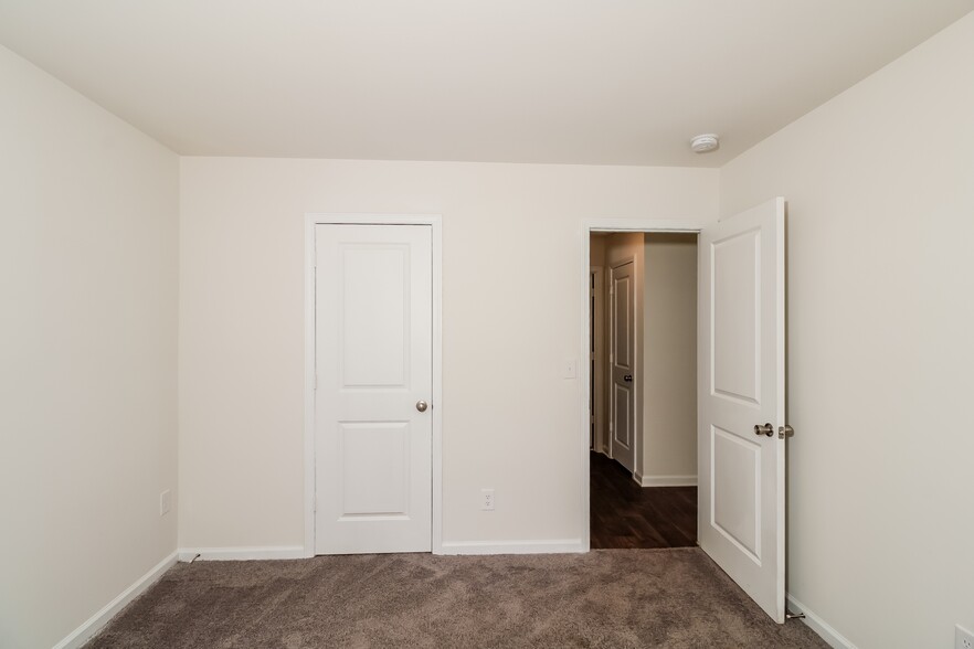 Building Photo - 1300 Gardner St