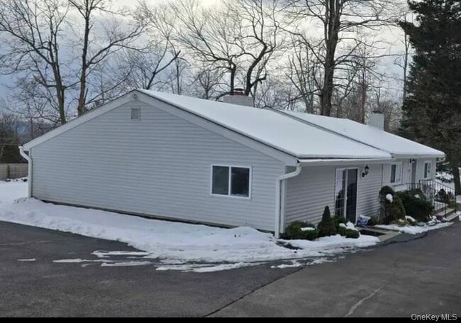 Building Photo - 178 Sylvan Lake Rd