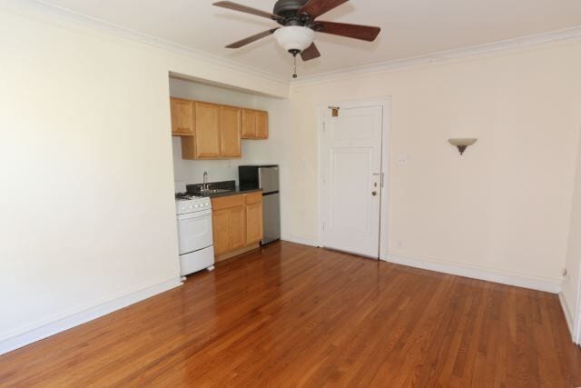 Building Photo - 4551 N Damen Ave