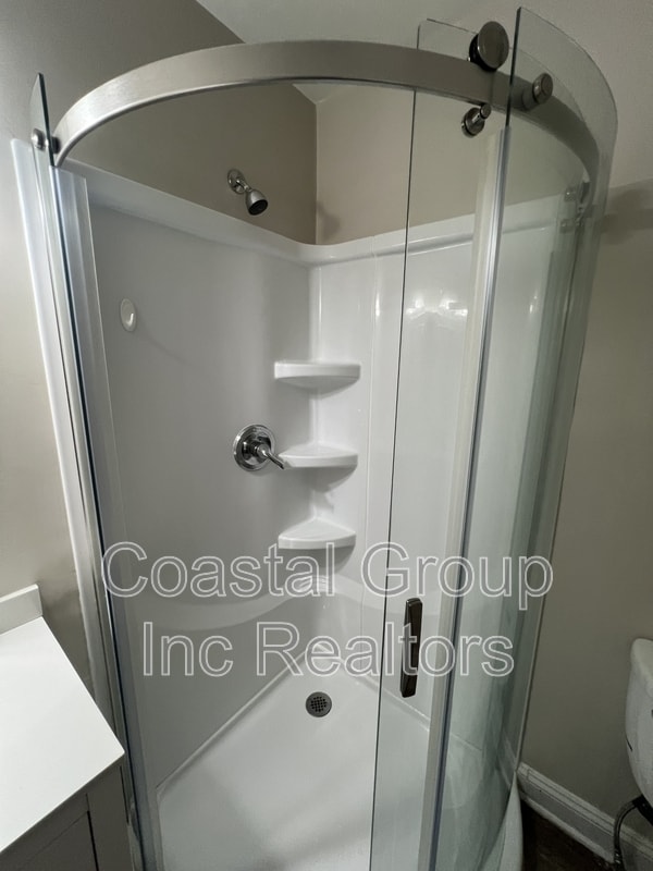 Building Photo - 1363 Eagle Ave